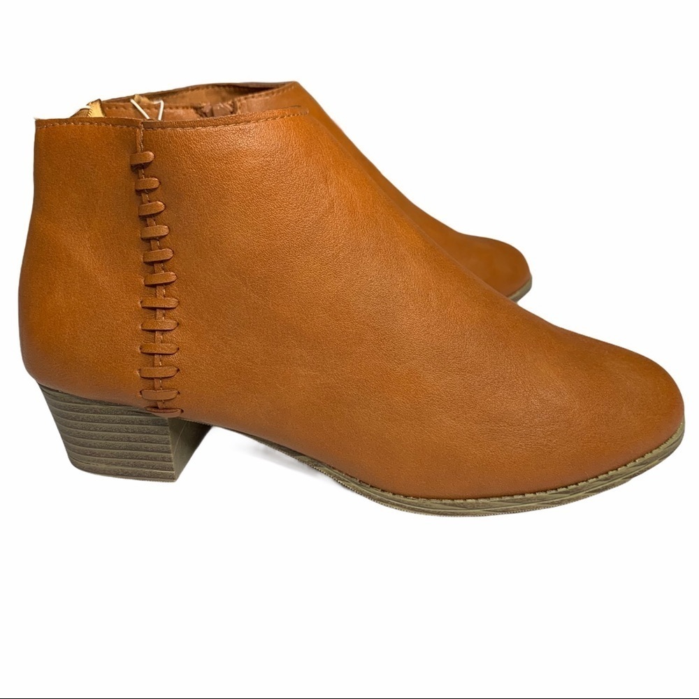 New Old Navy Butterscotch Side ZIP Ankle Boots